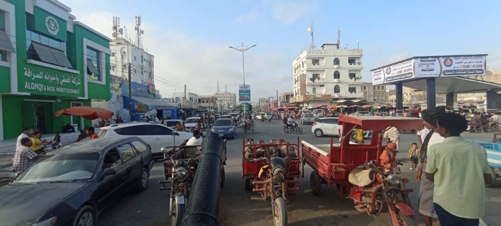 عدسة تاربه اليوم ترصد الحركة الشعبية في الأسواق الشعبية الحضرمية الرمضانيه في مدينة الشحر عدسة تاربه اليوم ترصد الحركة الشعبية في الأسواق الشعبية الحضرمية الرمضانيه في مدينة الشحر