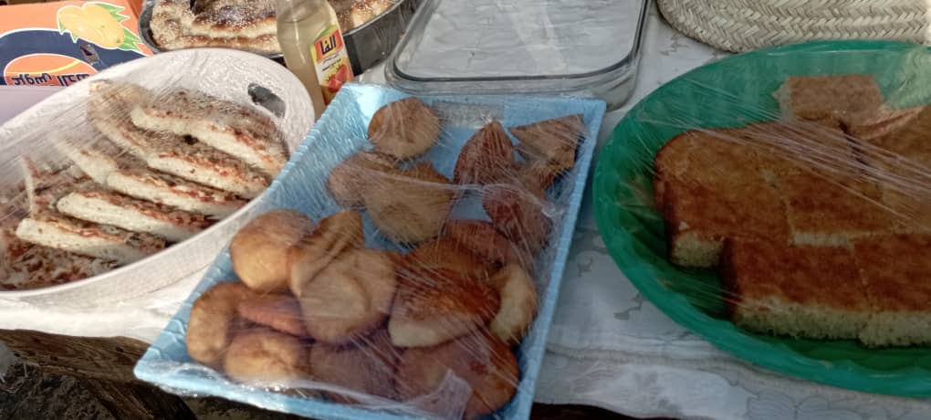 عدسة تاربه اليوم ترصد الحركة الشعبية في الأسواق الشعبية الحضرمية الرمضانيه في مدينة الشحر عدسة تاربه اليوم ترصد الحركة الشعبية في الأسواق الشعبية الحضرمية الرمضانيه في مدينة الشحر