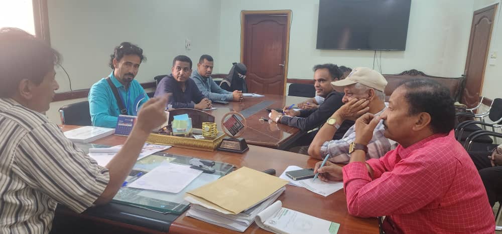 المدير العام لمديرية المكلا يلتقي وفد مكتب وزارة الصحة العامة والسكان بحضرموت الساحل لمناقشة آلية تنسيق وتنظيم البرامج الصحية بالمديرية المدير العام لمديرية المكلا يلتقي وفد مكتب وزارة الصحة العامة والسكان بحضرموت الساحل لمناقشة آلية تنسيق وتنظيم البرامج الصحية بالمديرية