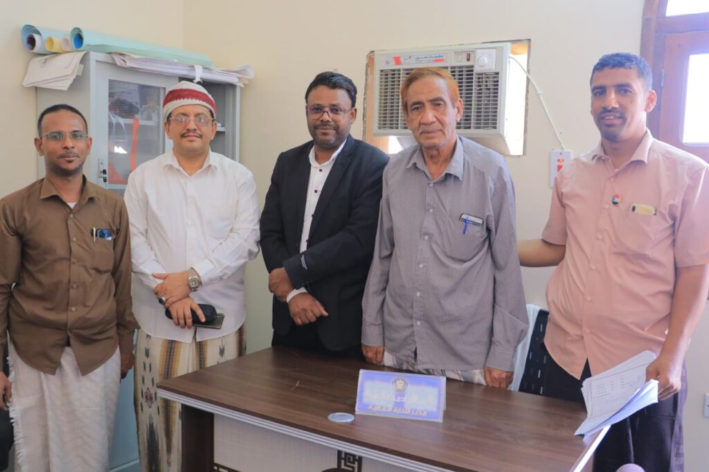 إجراء مراسيم التسليم والاستلام بالهيئة التنفيذية المساعدة للمجلس الانتقالي الجنوبي لشؤون مديريات وادي وصحراء حضرموت. إجراء مراسيم التسليم والاستلام بالهيئة التنفيذية المساعدة للمجلس الانتقالي الجنوبي لشؤون مديريات وادي وصحراء حضرموت.