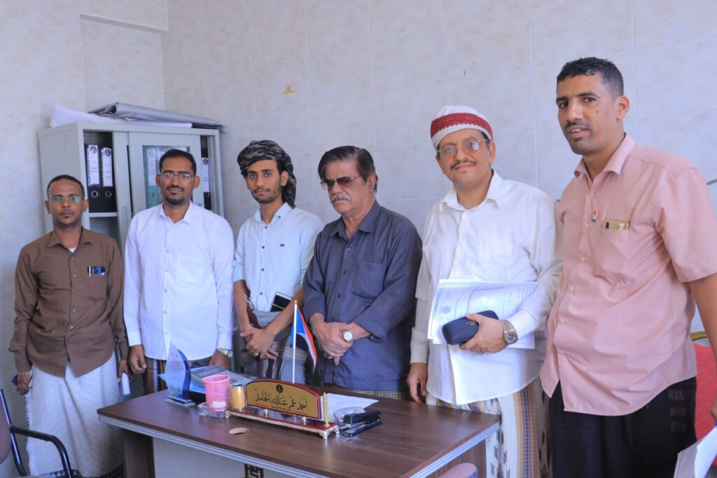 إجراء مراسيم التسليم والاستلام بالهيئة التنفيذية المساعدة للمجلس الانتقالي الجنوبي لشؤون مديريات وادي وصحراء حضرموت. إجراء مراسيم التسليم والاستلام بالهيئة التنفيذية المساعدة للمجلس الانتقالي الجنوبي لشؤون مديريات وادي وصحراء حضرموت.