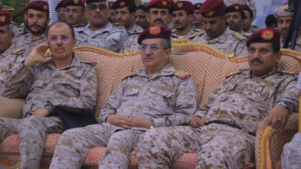 تدريب المنطقة العسكرية الثالثة يقيم أمسية رمضانية لدورة قادة الكتائب الخامسة تدريب المنطقة العسكرية الثالثة يقيم أمسية رمضانية لدورة قادة الكتائب الخامسة