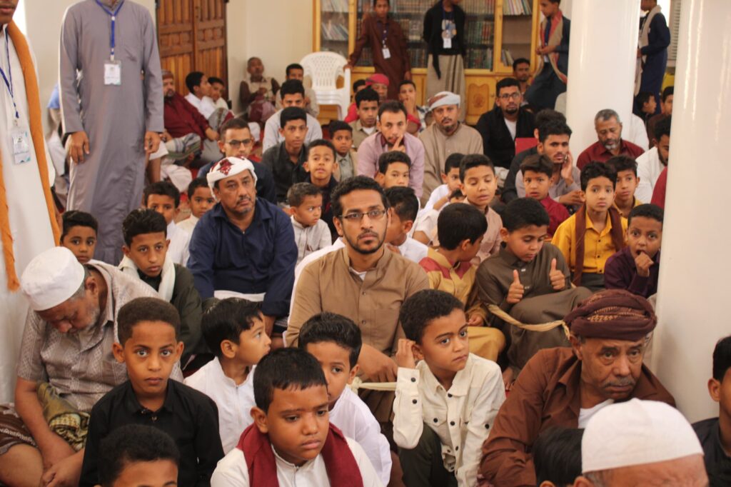 تم خلاله تكريم 60 متفوقاً .. مركز نور الإيمان يحتفل بتكريم ثلاثة حفاظ لكتاب الله ومختماً تم خلاله تكريم 60 متفوقاً .. مركز نور الإيمان يحتفل بتكريم ثلاثة حفاظ لكتاب الله ومختماً