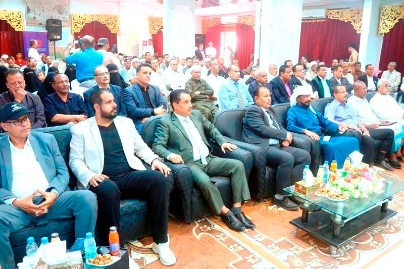 حفل تكريم الموظف المثالي بمكتب وزارة الخدمة المدنية والتأمينات بحضرموت الوادي والصحراء تشهده مدينة سيئون حفل تكريم الموظف المثالي بمكتب وزارة الخدمة المدنية والتأمينات بحضرموت الوادي والصحراء تشهده مدينة سيئون