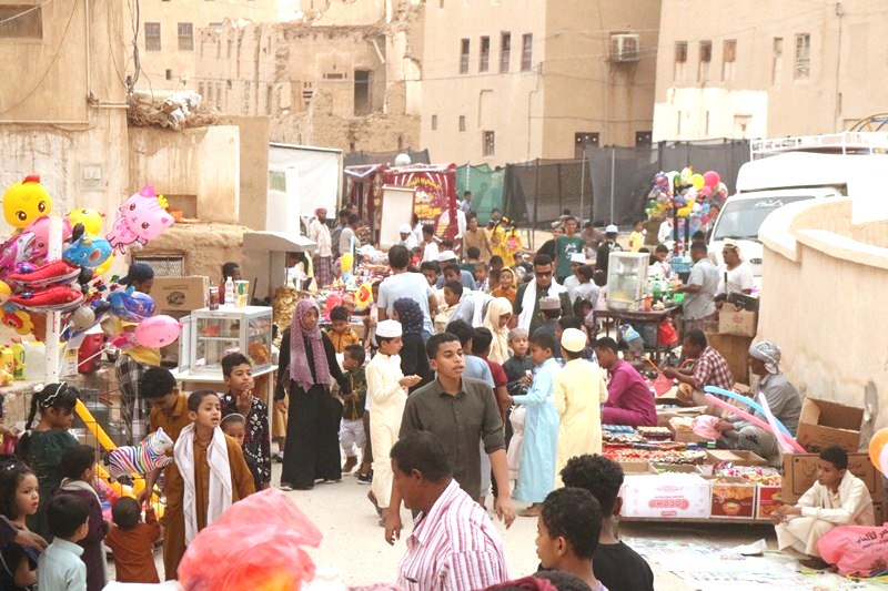 مسجد الحبيب علي بن عبدالله السقاف ينفرد بختايم ليلة 17 من رمضان بمدينة سيئون مسجد الحبيب علي بن عبدالله السقاف ينفرد بختايم ليلة 17 من رمضان بمدينة سيئون