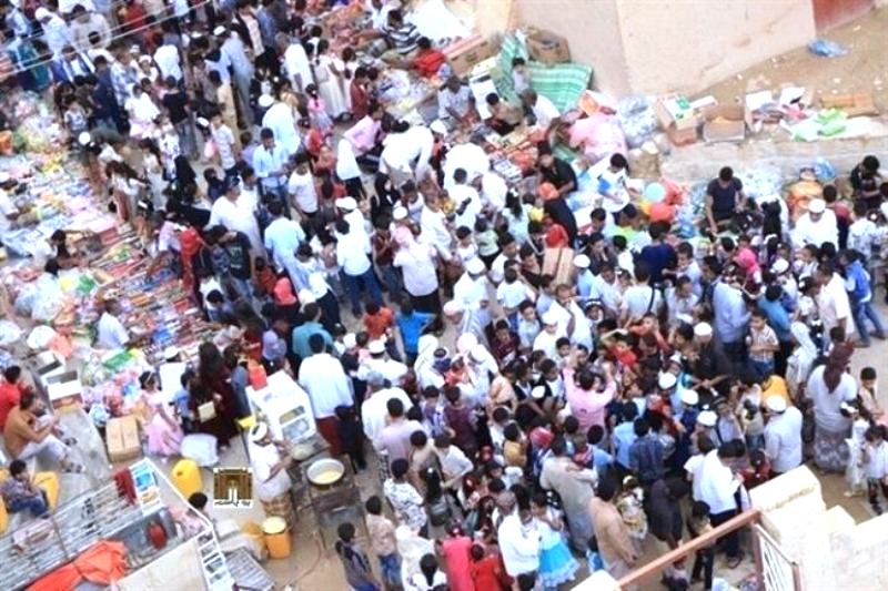 مسجد الحبيب علي بن عبدالله السقاف ينفرد بختايم ليلة 17 من رمضان بمدينة سيئون مسجد الحبيب علي بن عبدالله السقاف ينفرد بختايم ليلة 17 من رمضان بمدينة سيئون