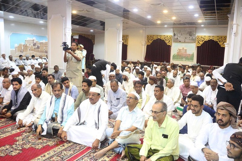 برعاية كريمة من سفير النوايا الحسنة الدكتور / عمر عبدالله بامحسون حفظه الله .. مؤسسة الصندوق الخيري للطلاب المتفوقين فرع حضرموت الوادي ومؤسسة تمكين الخريجين للتنمية والتأهيل تقيمان الإفطار السنوي وأمسية رمضانية لعام 1445هـ برعاية كريمة من سفير النوايا الحسنة الدكتور / عمر عبدالله بامحسون حفظه الله .. مؤسسة الصندوق الخيري للطلاب المتفوقين فرع حضرموت الوادي ومؤسسة تمكين الخريجين للتنمية والتأهيل تقيمان الإفطار السنوي وأمسية رمضانية لعام 1445هـ