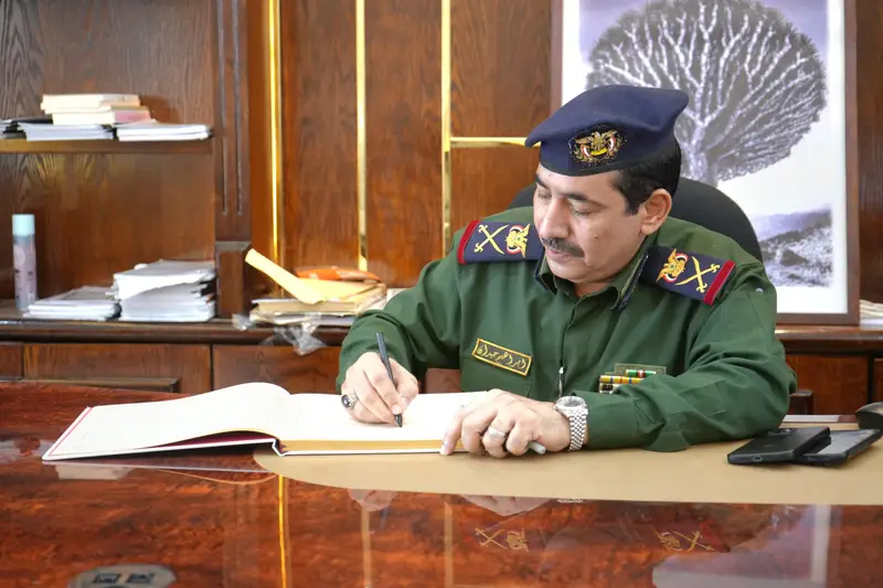 وزير الداخلية يزور مقر الأكاديمية العسكرية العليا بعدن ويشيد بأدوارها في تأهيل الضباط وزير الداخلية يزور مقر الأكاديمية العسكرية العليا بعدن ويشيد بأدوارها في تأهيل الضباط