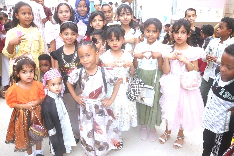 موشحات ورقصات تراثية توديعيه بشهر رمضان في ختايم ليلة 25 من رمضان بمساجد مدينة سيئون موشحات ورقصات تراثية توديعيه بشهر رمضان في ختايم ليلة 25 من رمضان بمساجد مدينة سيئون