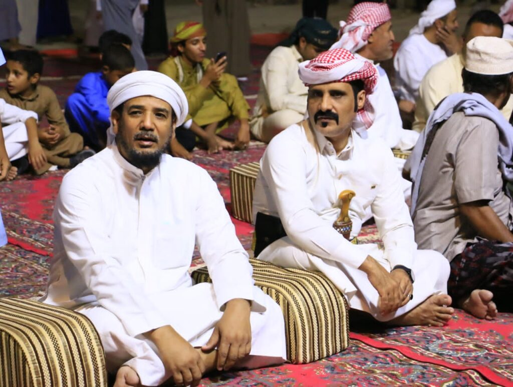 قبيلة آل الشيخ علي هرهرة ”حضرموت“ القطن عرض مسرور تحيي حفل الإفطار السنوي السادس للقبيلة "شاهد الصور" قبيلة آل الشيخ علي هرهرة ”حضرموت“ القطن عرض مسرور تحيي حفل الإفطار السنوي السادس للقبيلة "شاهد الصور"