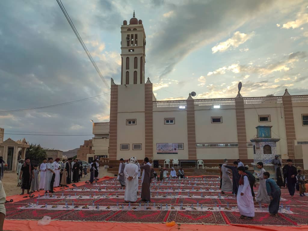 قبيلة آل الشيخ علي هرهرة ”حضرموت“ القطن عرض مسرور تحيي حفل الإفطار السنوي السادس للقبيلة "شاهد الصور" قبيلة آل الشيخ علي هرهرة ”حضرموت“ القطن عرض مسرور تحيي حفل الإفطار السنوي السادس للقبيلة "شاهد الصور"