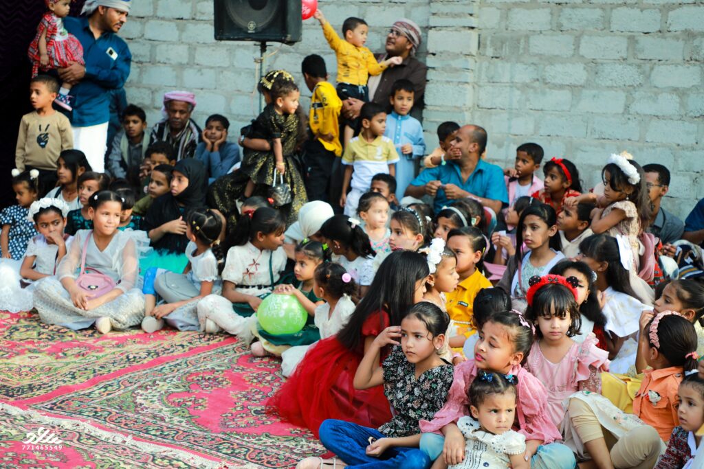 الناطق باسم المقاومة الاسلامية الفلسطينية "ابوعبيدة" يحل ضيفا في تاربة .. تزامنا مع الاحتفالات بليلة السابع والعشرين من رمضان بمسجد الجامع بتاربة الناطق باسم المقاومة الاسلامية الفلسطينية "ابوعبيدة" يحل ضيفا في تاربة .. تزامنا مع الاحتفالات بليلة السابع والعشرين من رمضان بمسجد الجامع بتاربة