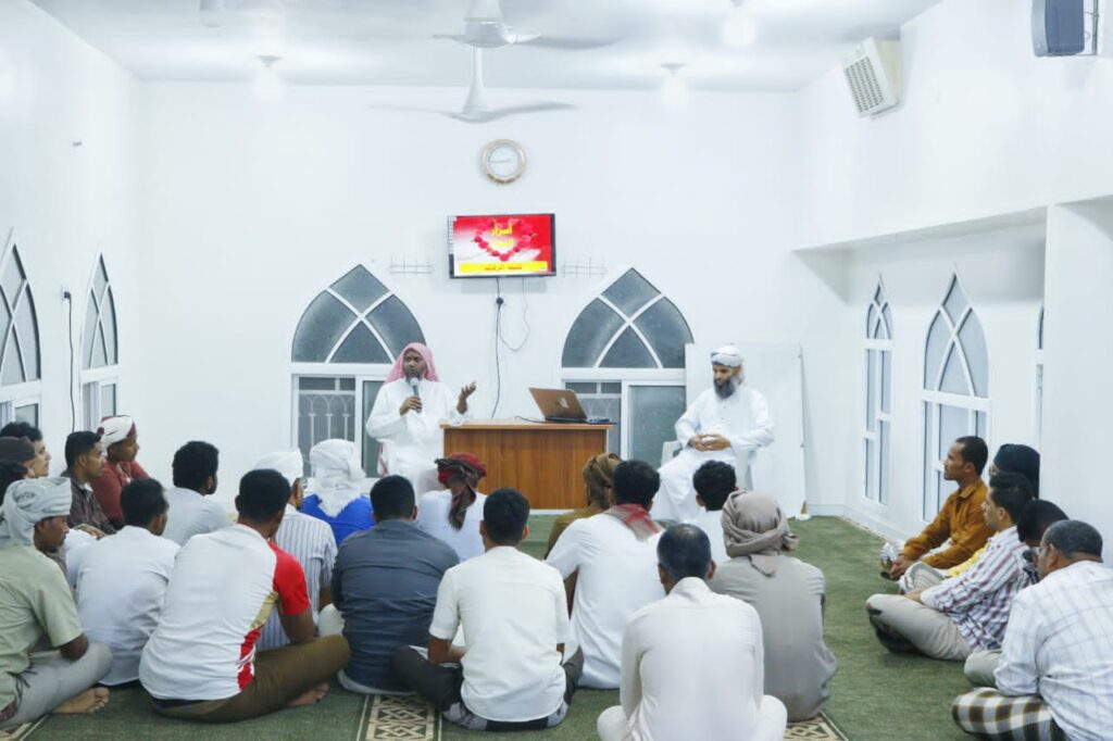 بحضور أكثر من (40) شاب مؤسسة تاربة تقيم الدورة السادسة للشباب المقبلين على الزواج بمنطقة تاربة لعام 1445ه /2024م بحضور أكثر من (40) شاب مؤسسة تاربة تقيم الدورة السادسة للشباب المقبلين على الزواج بمنطقة تاربة لعام 1445ه /2024م