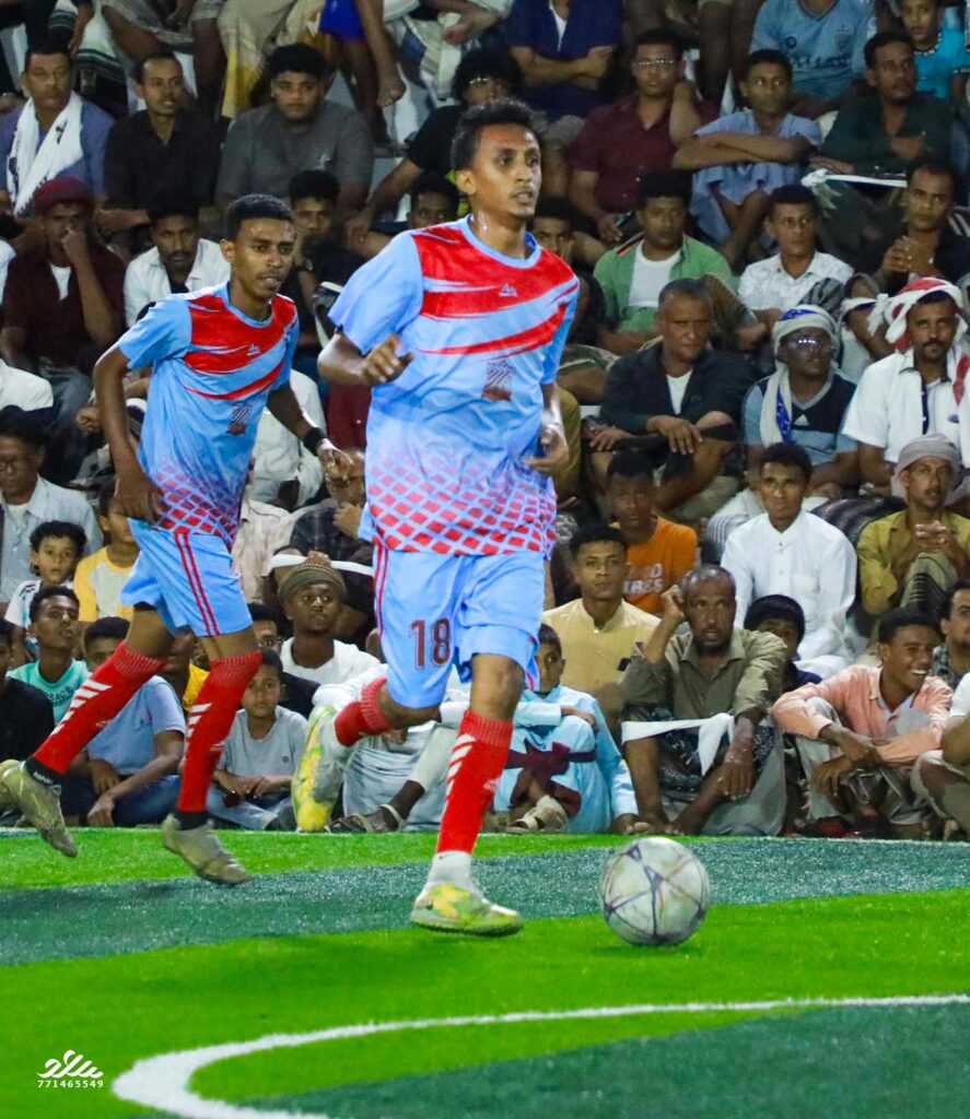 في بطولة فريق الصاعقة لكرة القدم الصمود بتاربة بأربع أهداف ينتصر ويتأهل للنهائي والوحدة بالغرف يحقق فوزا ثمينا بهدفين نظيفين ويحجز مقعدا له في النهائي في بطولة فريق الصاعقة لكرة القدم الصمود بتاربة بأربع أهداف ينتصر ويتأهل للنهائي والوحدة بالغرف يحقق فوزا ثمينا بهدفين نظيفين ويحجز مقعدا له في النهائي