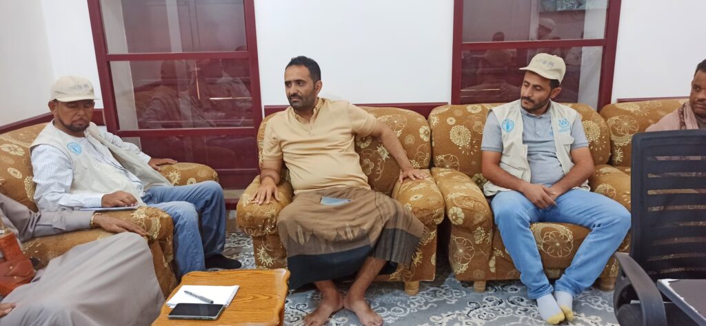 مدير عام شبام يطلع على مستجدات مشروع برنامج الأغذية والزراعة للقدرة على الصمود في قطاع الري والزراعة ( أنظمة الري الحديثة والبيوت المحمية ) بشبام مدير عام شبام يطلع على مستجدات مشروع برنامج الأغذية والزراعة للقدرة على الصمود في قطاع الري والزراعة ( أنظمة الري الحديثة والبيوت المحمية ) بشبام