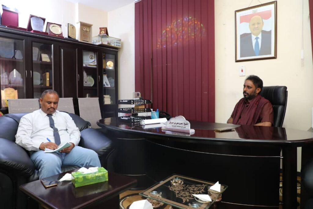 وكيل أول حضرموت يناقش الأوضاع الصحية في حجر والمناطق النائية وكيل أول حضرموت يناقش الأوضاع الصحية في حجر والمناطق النائية