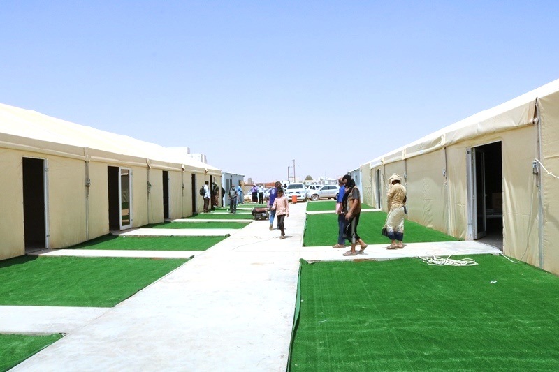 الامداد الدوائي بمكتب الصحة بحضرموت الوادي يرفد المستشفى الميداني بميناء الوديعة البري بأدوية ومحاليل وريدية ومستلزمات طبية الامداد الدوائي بمكتب الصحة بحضرموت الوادي يرفد المستشفى الميداني بميناء الوديعة البري بأدوية ومحاليل وريدية ومستلزمات طبية