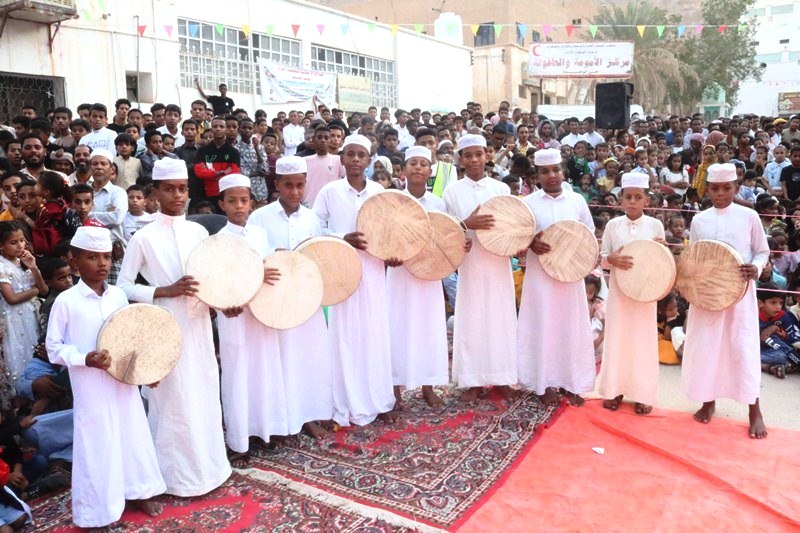 موشحات دينية ومسابقات ثقافية في ختايم ليلة 23 رمضان بمدينة سيئون موشحات دينية ومسابقات ثقافية في ختايم ليلة 23 رمضان بمدينة سيئون