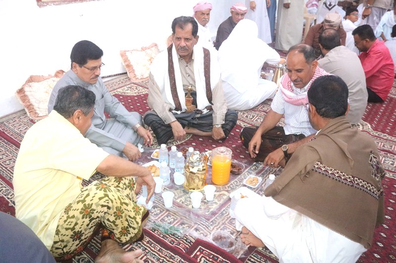 الشخصية الاجتماعية والرياضية الشيخ / محمد عامر باجري يقيم مأدبة إفطار وامسية رمضانية ببيته العامر بمنطقة بور التاريخية الشخصية الاجتماعية والرياضية الشيخ / محمد عامر باجري يقيم مأدبة إفطار وامسية رمضانية ببيته العامر بمنطقة بور التاريخية