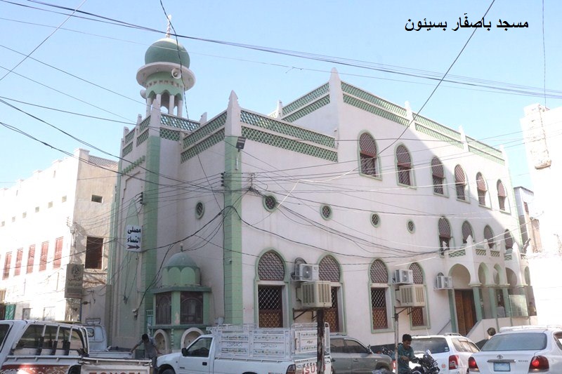 ختايم مساجد مدينة سيئون في ليلة 29 رمضان تختتم بختايم مسجد عبدالله وباصفّار والزاوية والقبب ختايم مساجد مدينة سيئون في ليلة 29 رمضان تختتم بختايم مسجد عبدالله وباصفّار والزاوية والقبب