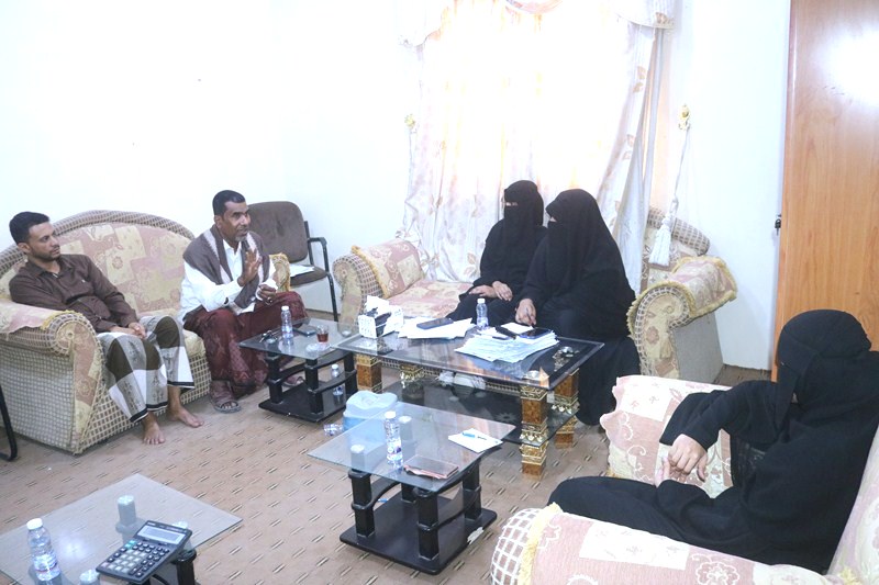 مدير فرع مؤسسة الصندوق الخيري للطلاب المتفوقين الدكتور/ باجبير يلتقي بالعاملين بفرع المؤسسة مدير فرع مؤسسة الصندوق الخيري للطلاب المتفوقين الدكتور/ باجبير يلتقي بالعاملين بفرع المؤسسة