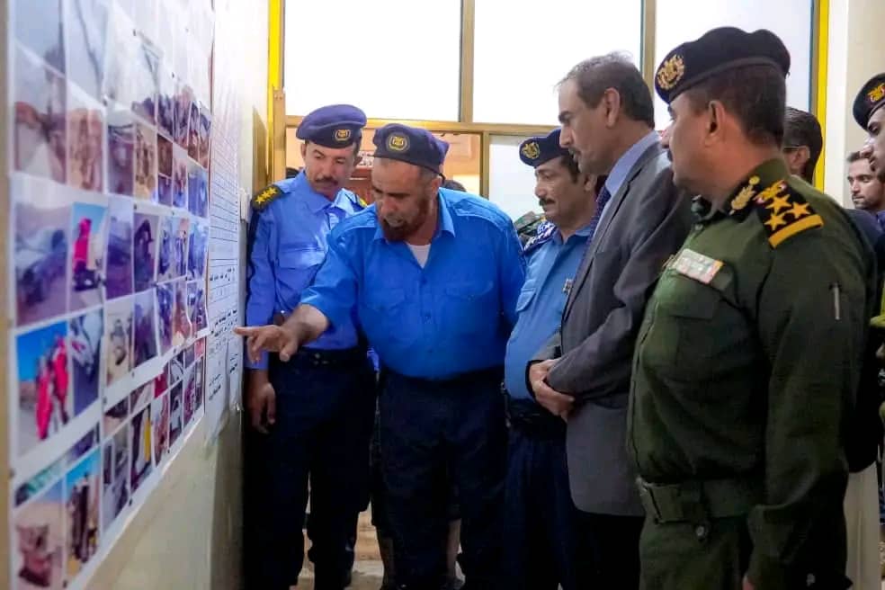 تدشين فعاليات أسبوع المرور العربي تحت شعار "بوعينا نصل آمنين" تدشين فعاليات أسبوع المرور العربي تحت شعار "بوعينا نصل آمنين"