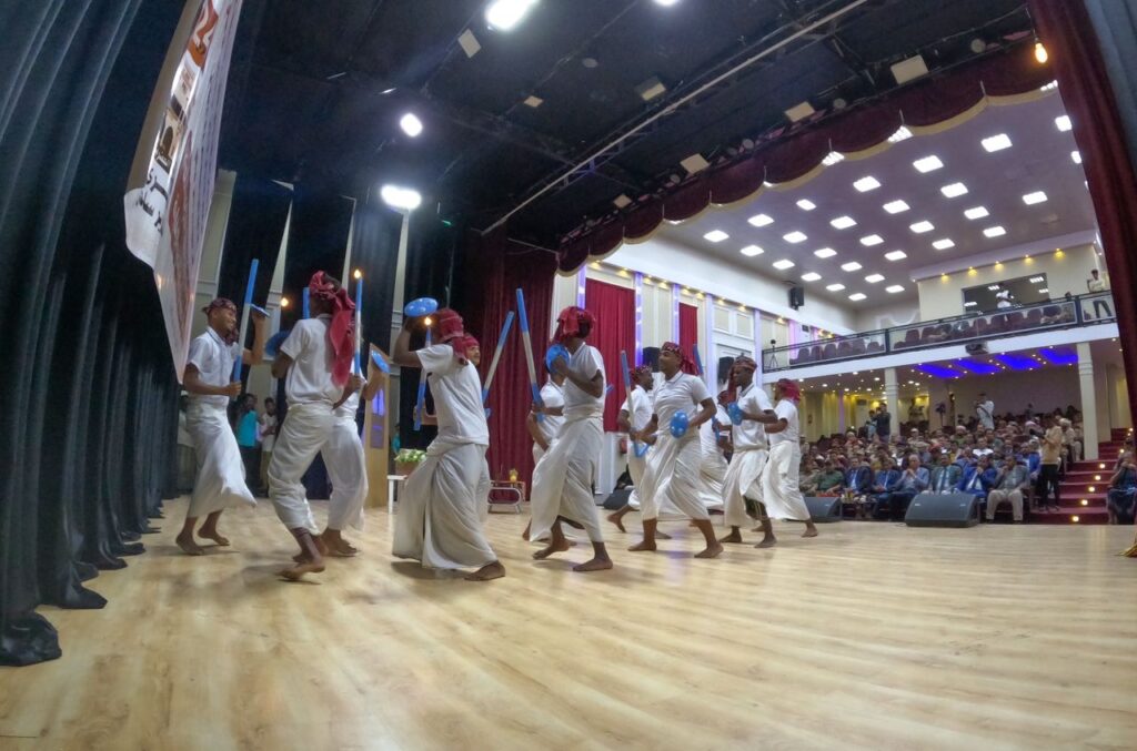 بحضور عضو مجلس القيادة الرئاسي ووزير الدفاع .. السلطة المحلية بحضرموت تنظم حفلاً خطابيًا وفنيًا بمناسبة الذكرى الـ8 لتحرير ساحل حضرموت من تنظيم القاعدة بحضور عضو مجلس القيادة الرئاسي ووزير الدفاع .. السلطة المحلية بحضرموت تنظم حفلاً خطابيًا وفنيًا بمناسبة الذكرى الـ8 لتحرير ساحل حضرموت من تنظيم القاعدة