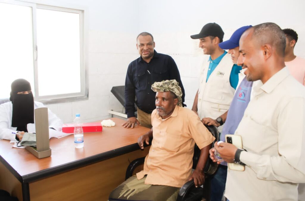 مدير الصحة في بروم ميفع يتفقد سير برنامج تعزيز خدمات الرعاية الإنجابية والصحية بمركز صحي ببروم مدير الصحة في بروم ميفع يتفقد سير برنامج تعزيز خدمات الرعاية الإنجابية والصحية بمركز صحي ببروم