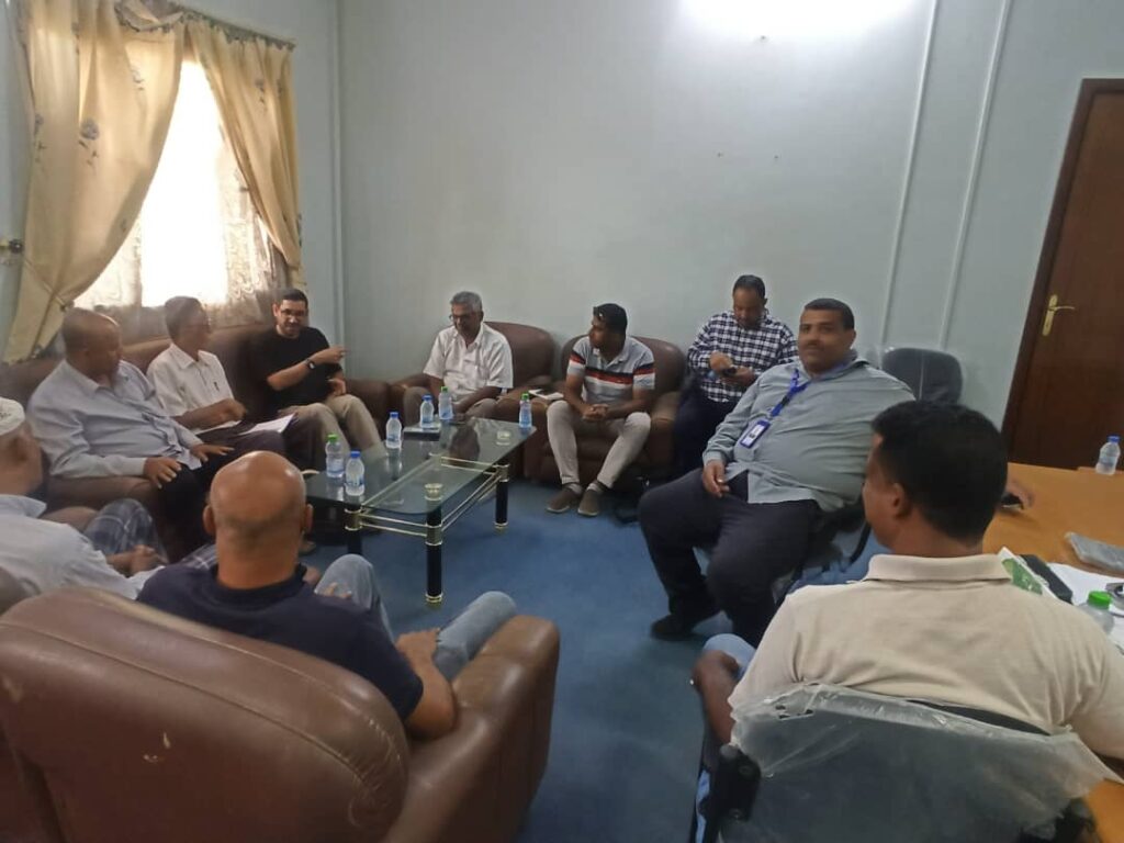 منظمة الهجرة الدولية تعتمد مشروع الطاقة الشمسية لحقل دمون بتريم . منظمة الهجرة الدولية تعتمد مشروع الطاقة الشمسية لحقل دمون بتريم .