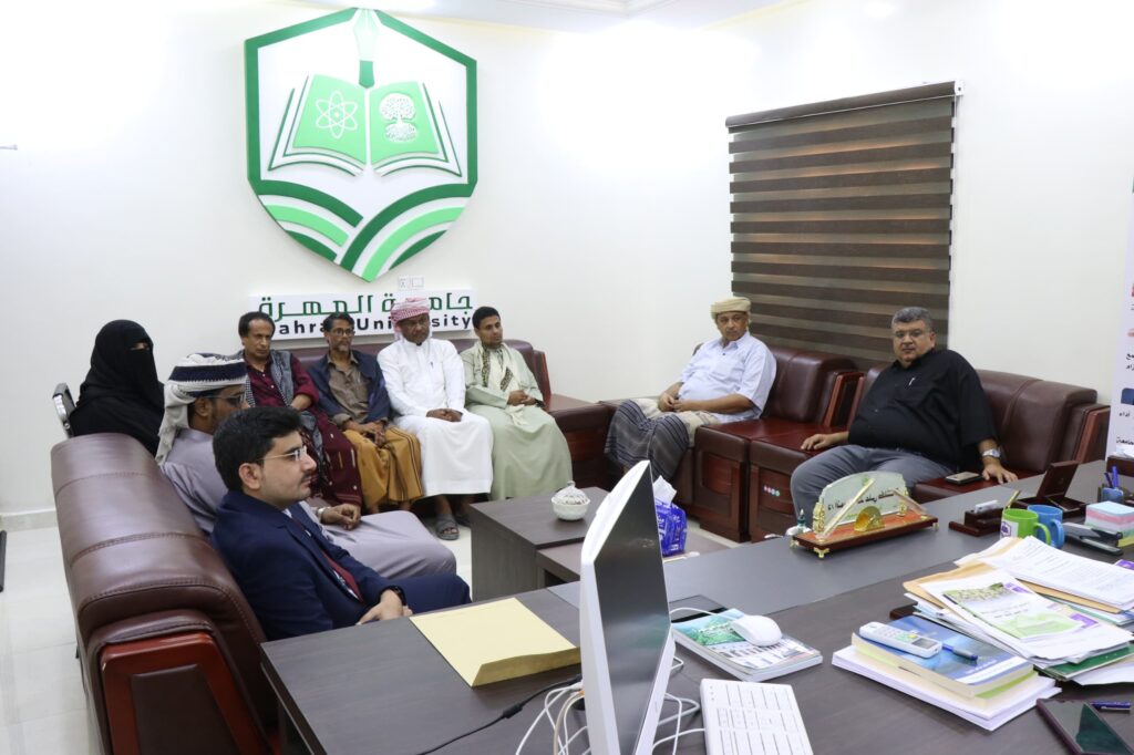 رئيس جامعة المهرة يستقبل رئيس الهيئة التنفيذية للمجلس الانتقالي بالمحافظة. رئيس جامعة المهرة يستقبل رئيس الهيئة التنفيذية للمجلس الانتقالي بالمحافظة.