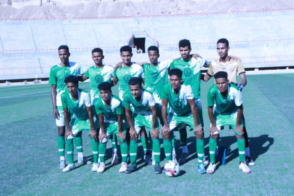 البرق بتريم يتصدر المجموعة الخامسة بعد فوزه على سلام الغرفة بنتيجة هدف دون مقابل للسلام البرق بتريم يتصدر المجموعة الخامسة بعد فوزه على سلام الغرفة بنتيجة هدف دون مقابل للسلام