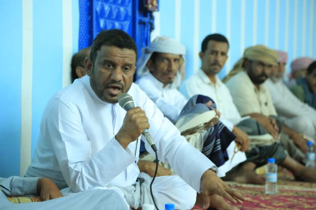 نحو توحيد الصفوف.. حضرموت تسعى للتجديد والتوافق في لقاء تشاوري بالقطن "شاهد الصور" نحو توحيد الصفوف.. حضرموت تسعى للتجديد والتوافق في لقاء تشاوري بالقطن "شاهد الصور"