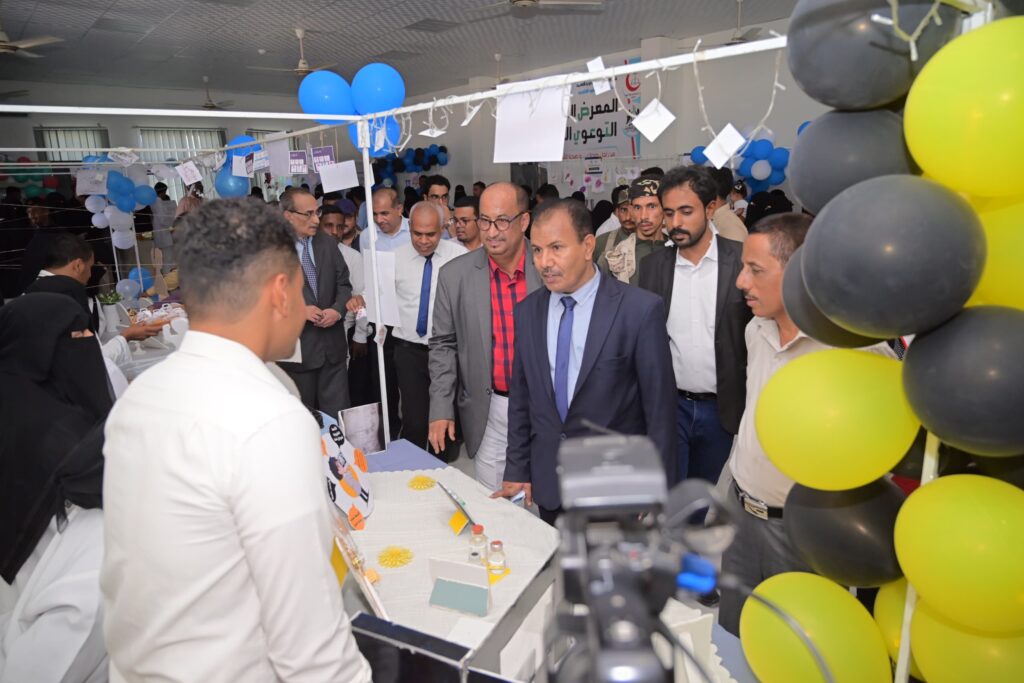 الوكيل العامري يفتتح عدد من المشاريع بفرع معهد امين ناشر للعلوم الصحية بسيئون ويدشن فعاليات المعرض التثقيفي الثاني الوكيل العامري يفتتح عدد من المشاريع بفرع معهد امين ناشر للعلوم الصحية بسيئون ويدشن فعاليات المعرض التثقيفي الثاني