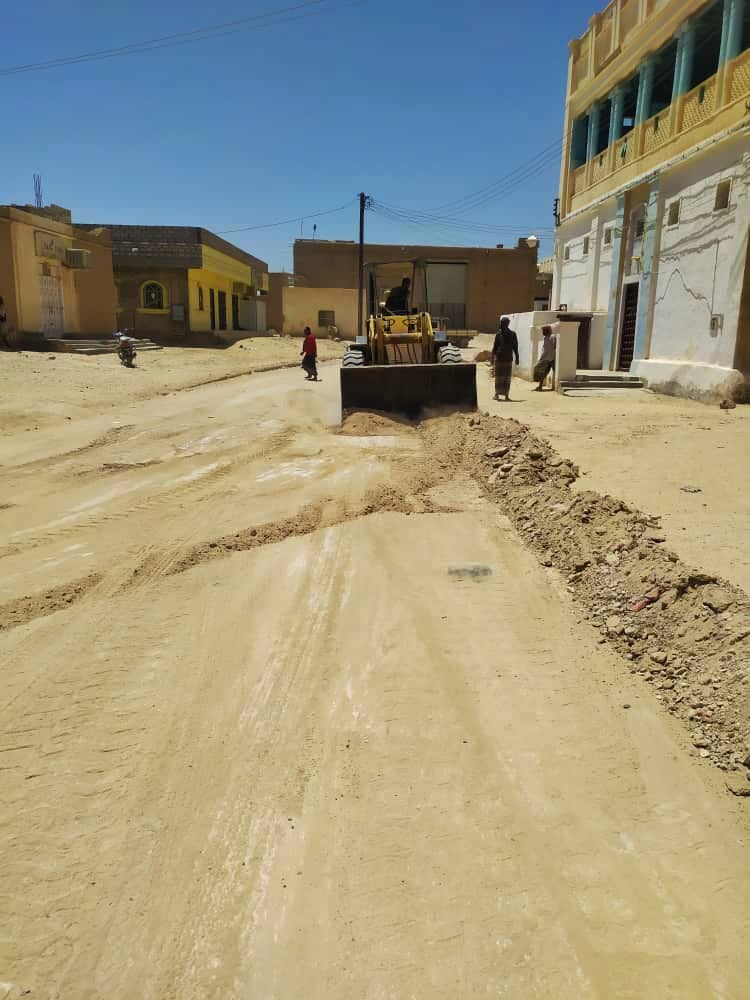 بتوجيهات مدير عام شبام تدشين العمل بإزالة مخلفات الأمطار والسيول بتوجيهات مدير عام شبام تدشين العمل بإزالة مخلفات الأمطار والسيول