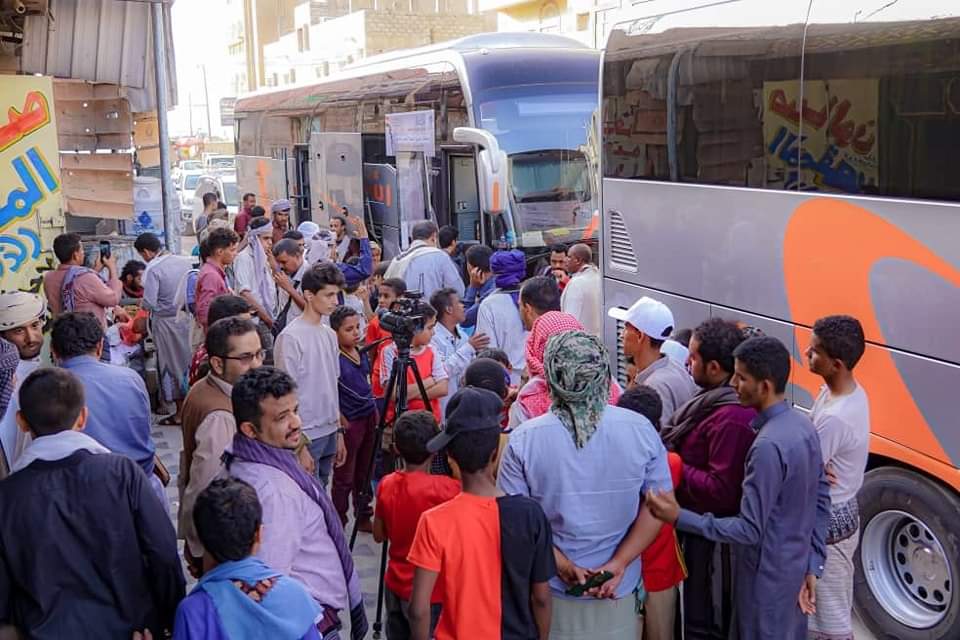 توديع الدفعة الأولى لحجاج بيت الله الحرام من محافظة شبوة" نحو الأراضي المقدسة . توديع الدفعة الأولى لحجاج بيت الله الحرام من محافظة شبوة" نحو الأراضي المقدسة .