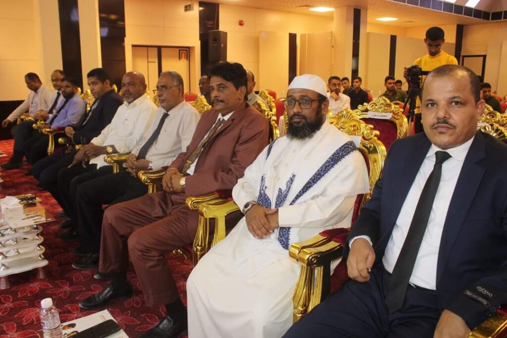 تنفيداً لتوجيهات محافظ محافظة حضرموت … المدير العام لمديرية مدينة المكلا يشهد حفل تكريم فريق مؤسسة مواهب المشارك في البطولة العربية للربوت تنفيداً لتوجيهات محافظ محافظة حضرموت … المدير العام لمديرية مدينة المكلا يشهد حفل تكريم فريق مؤسسة مواهب المشارك في البطولة العربية للربوت