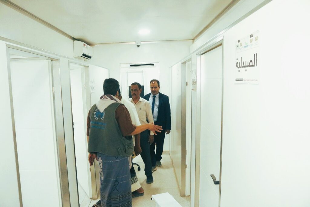 الوكيل العامري يطلع على سير تجهيزات القافلة الطبية لمكتب وزارة الصحة بالوادي المشاركة في تفويج الحجاج بميناء الوديعة البري لهذا العام الوكيل العامري يطلع على سير تجهيزات القافلة الطبية لمكتب وزارة الصحة بالوادي المشاركة في تفويج الحجاج بميناء الوديعة البري لهذا العام