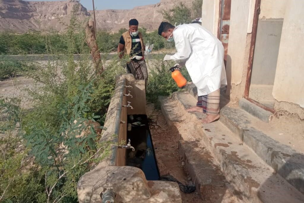 بتمويل من منظمة الصحة العالميةالدكتور العمودي يدشن حملة الرش اليرقي وإزالة بؤر توالد البعوض والتوعية المجتمعية لمكافحة الملاريا وحمى الضنك بمديريات حضرموت الوادي بتمويل من منظمة الصحة العالميةالدكتور العمودي يدشن حملة الرش اليرقي وإزالة بؤر توالد البعوض والتوعية المجتمعية لمكافحة الملاريا وحمى الضنك بمديريات حضرموت الوادي