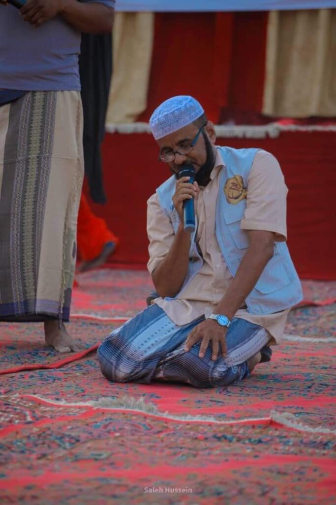 العيد في العقاد .. مظاهر للفرح والبهجة تتواصل في الحفل المسائي بمشاركة فرقة البندر الكوميدية ، وجوائز كبرى يحظى بها الحاضرون . العيد في العقاد .. مظاهر للفرح والبهجة تتواصل في الحفل المسائي بمشاركة فرقة البندر الكوميدية ، وجوائز كبرى يحظى بها الحاضرون .