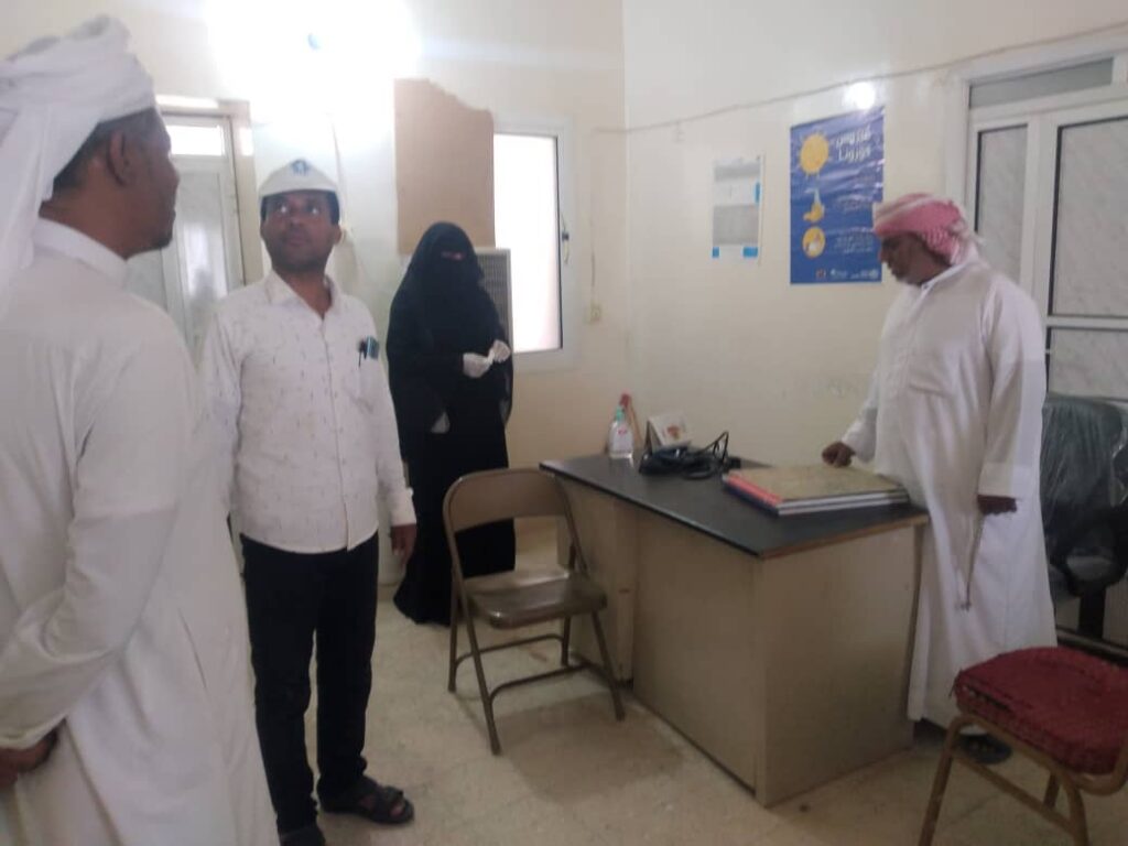 مدير عام مديرية رماه يزور مستشفى رماه الريفي ويفتتح عيادة الأسنان مدير عام مديرية رماه يزور مستشفى رماه الريفي ويفتتح عيادة الأسنان