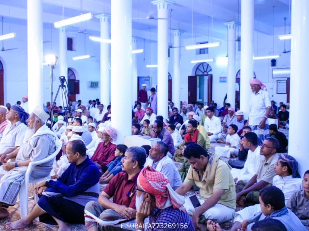 حلقات الإمام الشافعي بمنطقة تاربة - القارة تكرّم اربعة حفاظ لكتاب لله تعالى حلقات الإمام الشافعي بمنطقة تاربة - القارة تكرّم اربعة حفاظ لكتاب لله تعالى