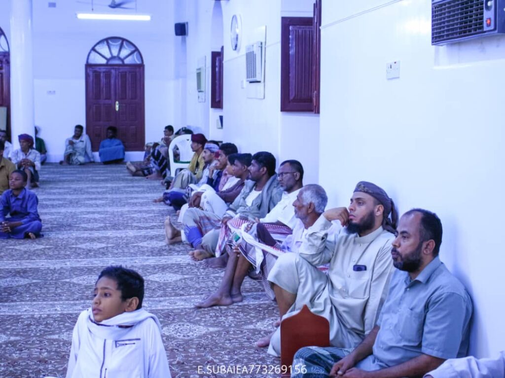 حلقات الإمام الشافعي بمنطقة تاربة - القارة تكرّم اربعة حفاظ لكتاب لله تعالى حلقات الإمام الشافعي بمنطقة تاربة - القارة تكرّم اربعة حفاظ لكتاب لله تعالى