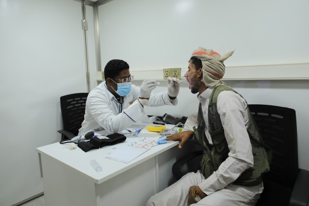 أكثر من 3000 حالة مرضية من حجاج بيت الله لهذا العام استفادت من القافلة الطبية بميناء الوديعة البري أكثر من 3000 حالة مرضية من حجاج بيت الله لهذا العام استفادت من القافلة الطبية بميناء الوديعة البري