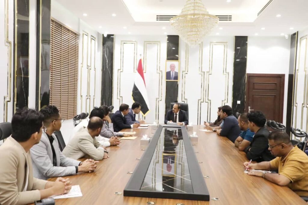 محافظ حضرموت يرعى مراسم التوقيع على مذكرةٍ للنهوض بقطاع الكتاب والمكتبات محافظ حضرموت يرعى مراسم التوقيع على مذكرةٍ للنهوض بقطاع الكتاب والمكتبات