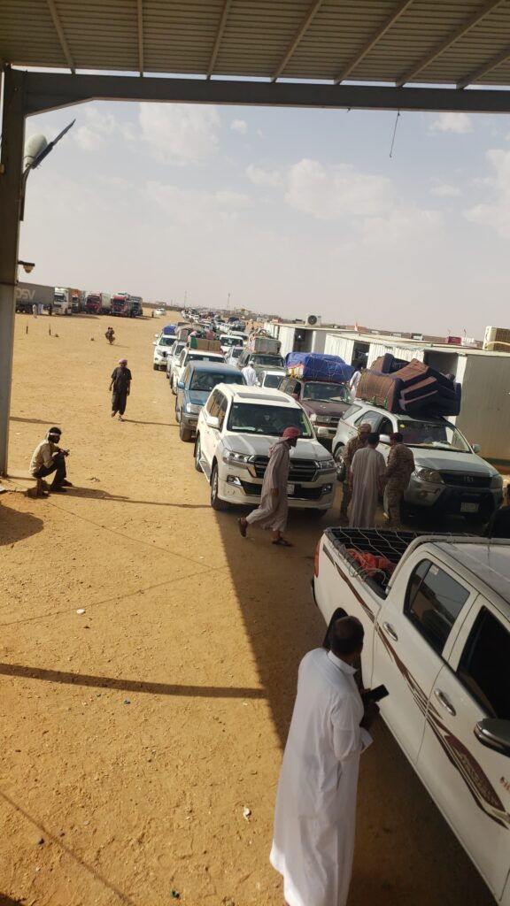 منفذ الوديعة البري يشهد توافد اعداد كبيرة من المسافرين هي الاولى منذ افتتاح المنفذ لقضاء إجازة عيد الأضحى المبارك منفذ الوديعة البري يشهد توافد اعداد كبيرة من المسافرين هي الاولى منذ افتتاح المنفذ لقضاء إجازة عيد الأضحى المبارك