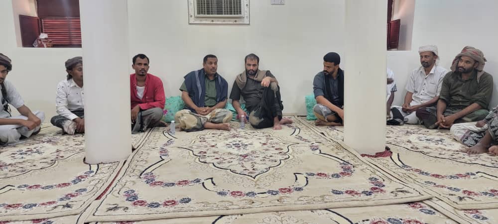القياده الامنية والعسكرية والمدنية بوادي حضرموت يقدمون واجب العزاءللعميد الركن صادق بالخم اركان اللواء 101 شرطه جوية في وفاة اخيه القياده الامنية والعسكرية والمدنية بوادي حضرموت يقدمون واجب العزاءللعميد الركن صادق بالخم اركان اللواء 101 شرطه جوية في وفاة اخيه