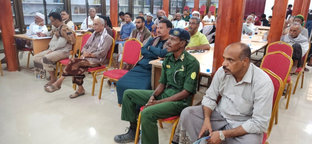 مدير عام شبام يدشن العمل في مركز منظومة الإنذار المبكر للحد من مخاطر الكوارث المناخية والفيضانات بشبام مدير عام شبام يدشن العمل في مركز منظومة الإنذار المبكر للحد من مخاطر الكوارث المناخية والفيضانات بشبام