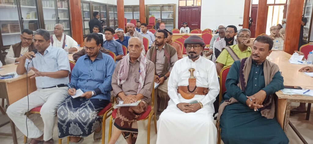 مدير عام شبام يدشن العمل في مركز منظومة الإنذار المبكر للحد من مخاطر الكوارث المناخية والفيضانات بشبام مدير عام شبام يدشن العمل في مركز منظومة الإنذار المبكر للحد من مخاطر الكوارث المناخية والفيضانات بشبام