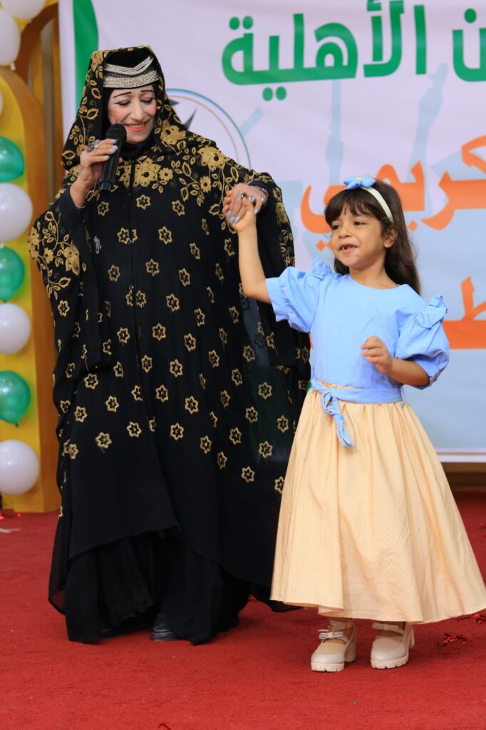 وسط اهازيج الفرح .. تنظيم الحفل التكريمي لطلاب وطالبات مدارس جنة عدن الاهلية وسط اهازيج الفرح .. تنظيم الحفل التكريمي لطلاب وطالبات مدارس جنة عدن الاهلية