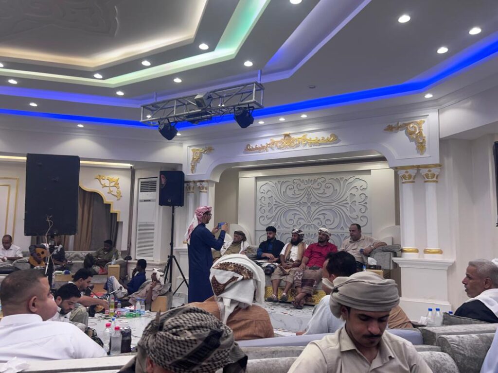 مقدم قبائل يافع بني مالك بحضرموت ومشايخ آل هرهره بساحل ووادي حضرموت في زيارة مجدولة للعاصمة عدن مقدم قبائل يافع بني مالك بحضرموت ومشايخ آل هرهره بساحل ووادي حضرموت في زيارة مجدولة للعاصمة عدن